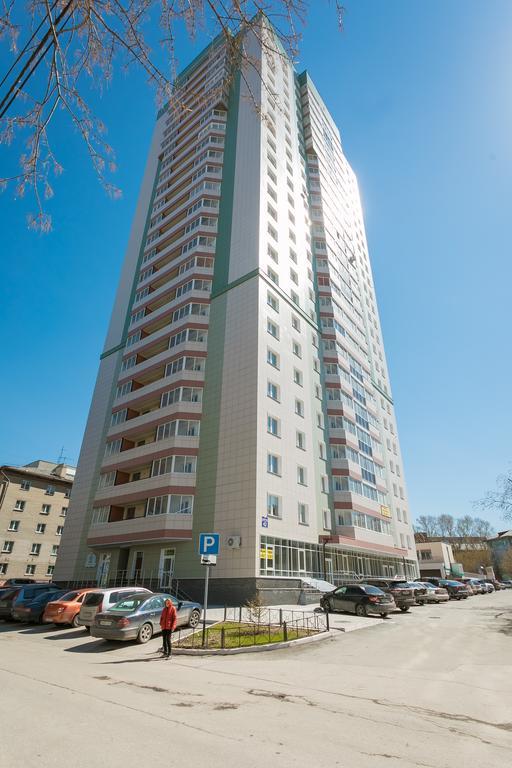 נובוסיבירסק Narayana Apartments On Sibirskaya 42 מראה חיצוני תמונה